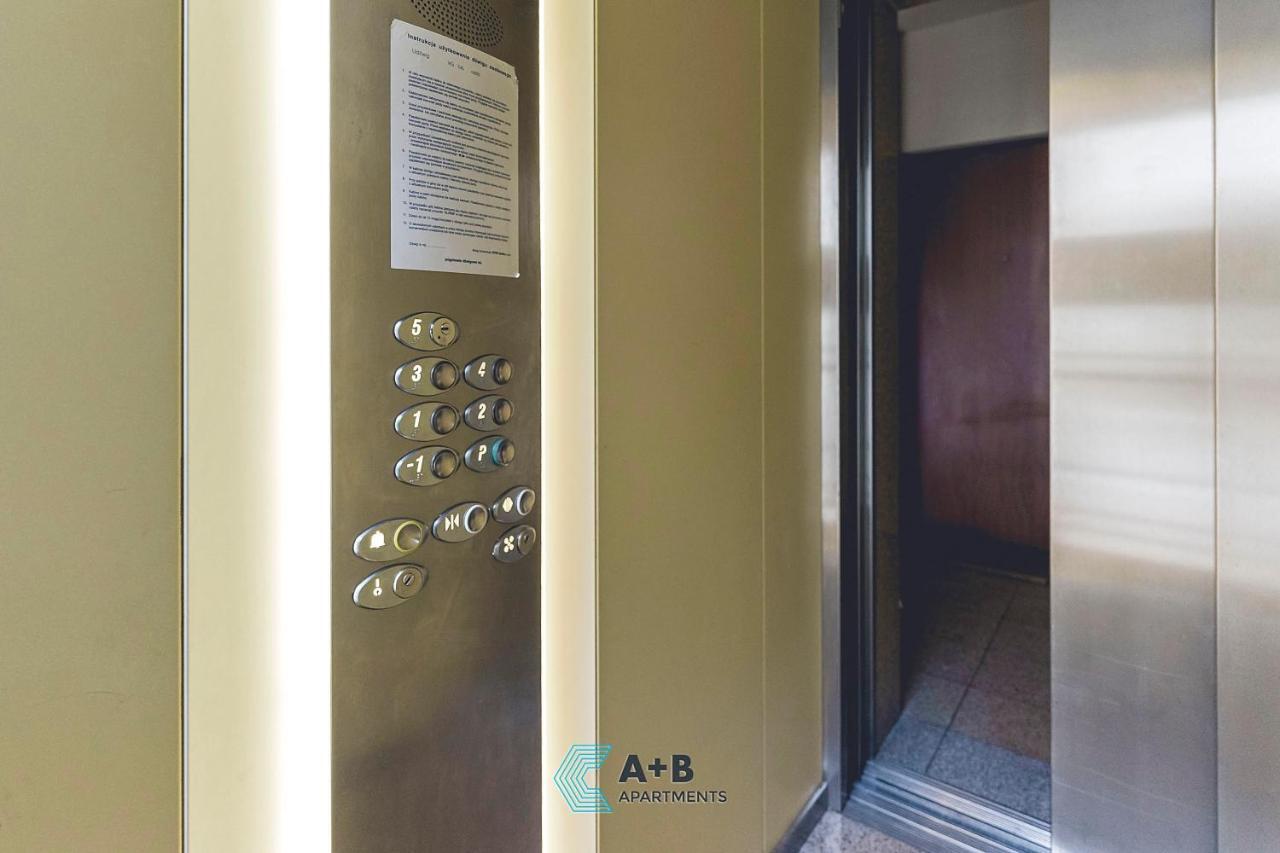 ルブリンApartament Cicha Typu Superior Iアパートメント エクステリア 写真